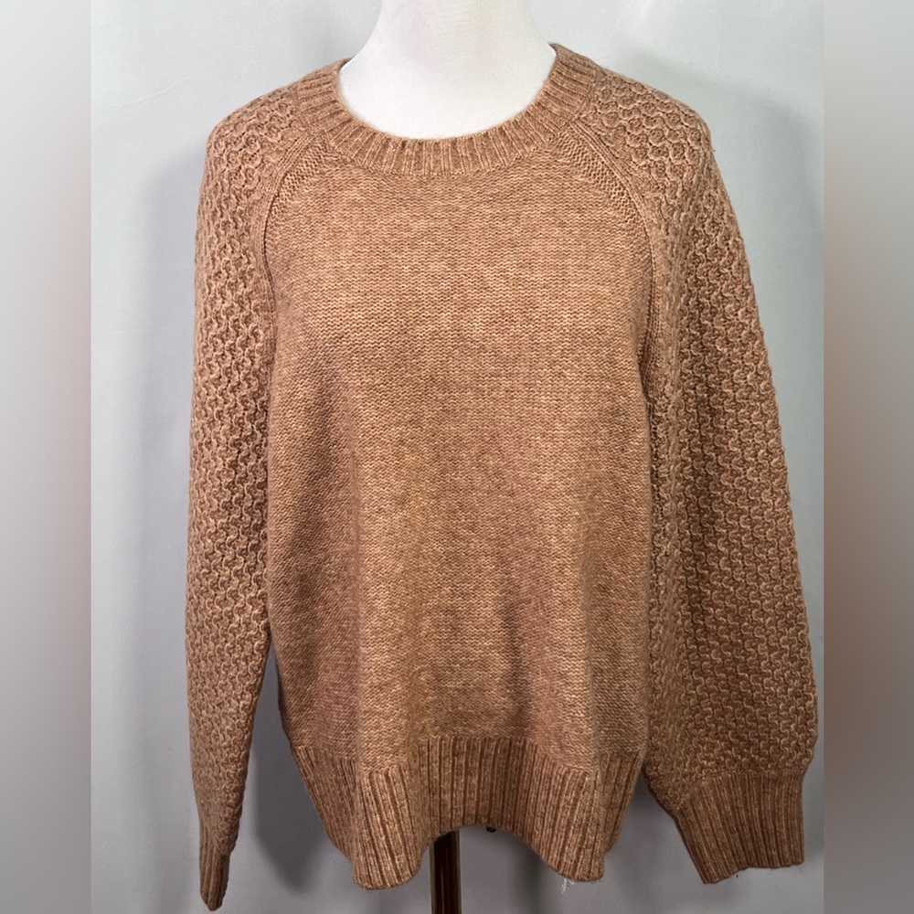 NWT J Crew Honeycomb balloon-sleeve sweater size S BC569